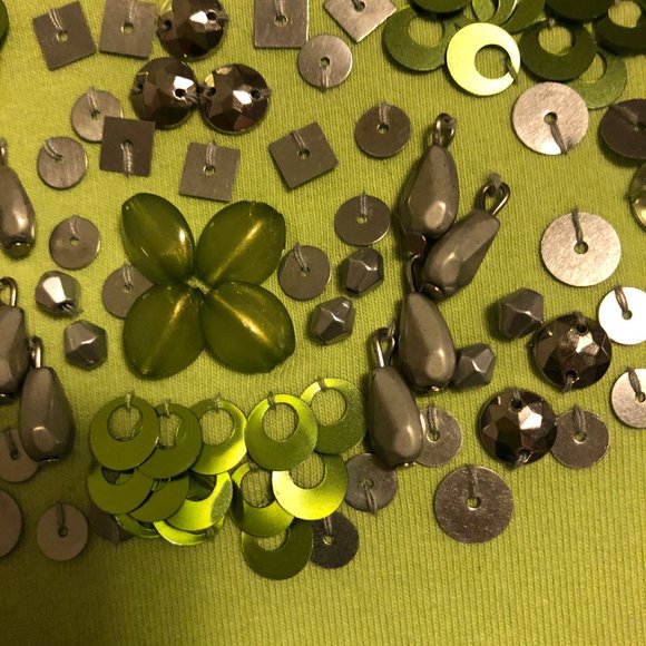 Lime Green 3/4 sleeve top, size large - Picture 3 of 4